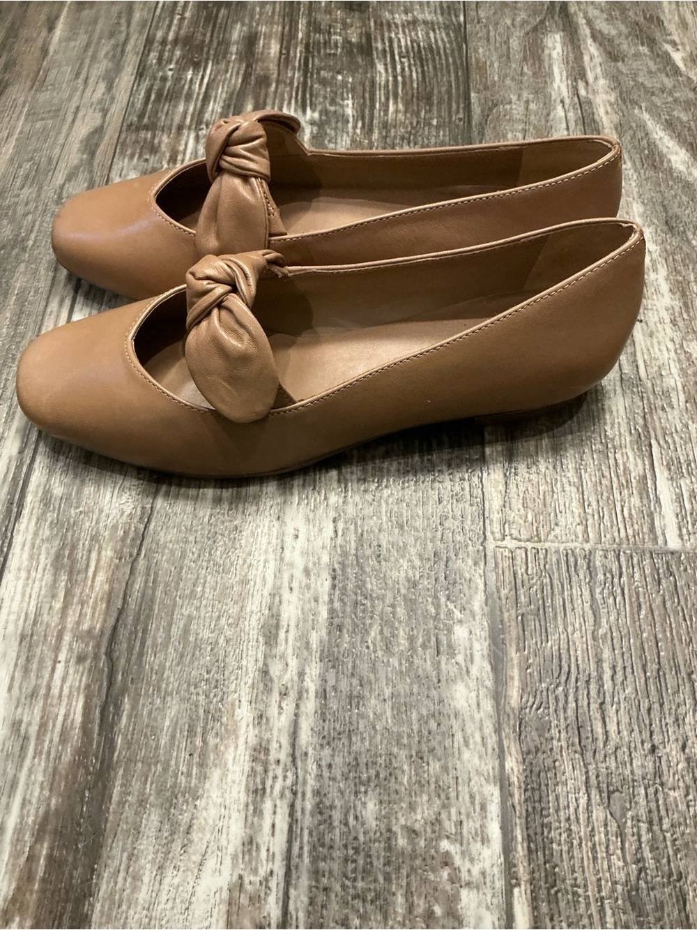 Bernardo Tan Knot-Detail Ballet Flat Size 7 - Picture 11 of 16